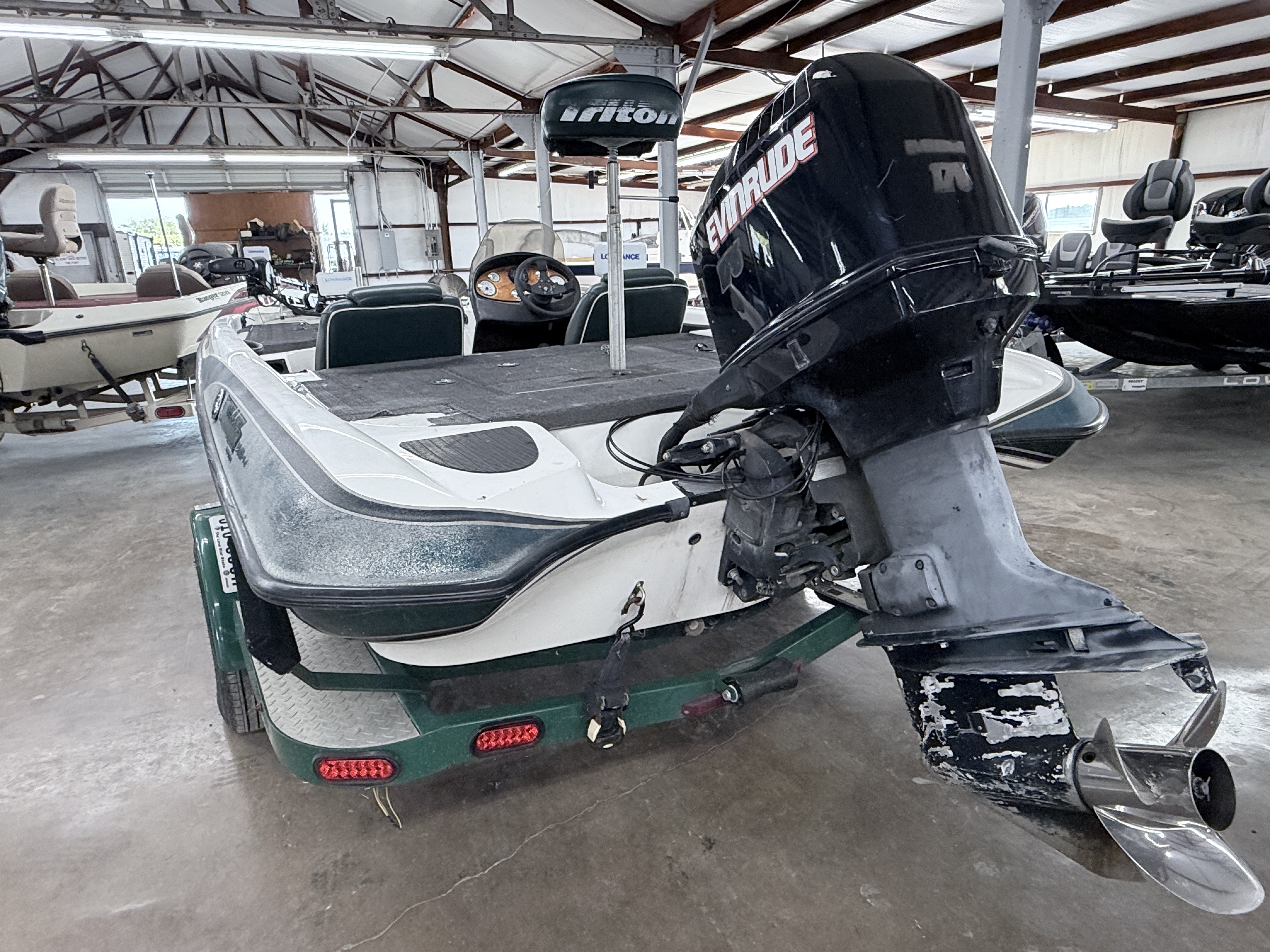1998 TRITON 1998 TR19 - Image 4