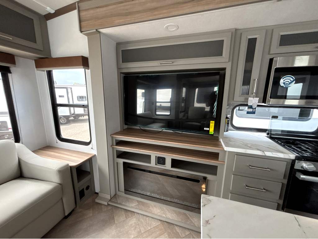 2026 Keystone SPRINTER 3590LFT - Image 11