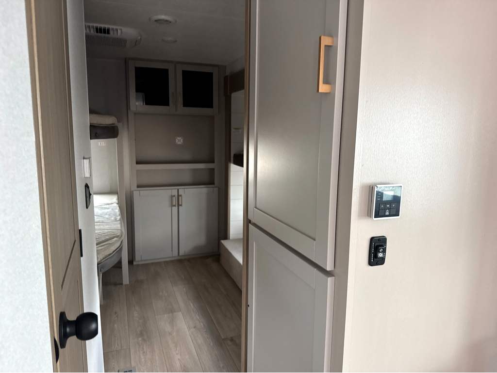 2027 JAYCO JAY FLIGHT 321BDS - Image 18