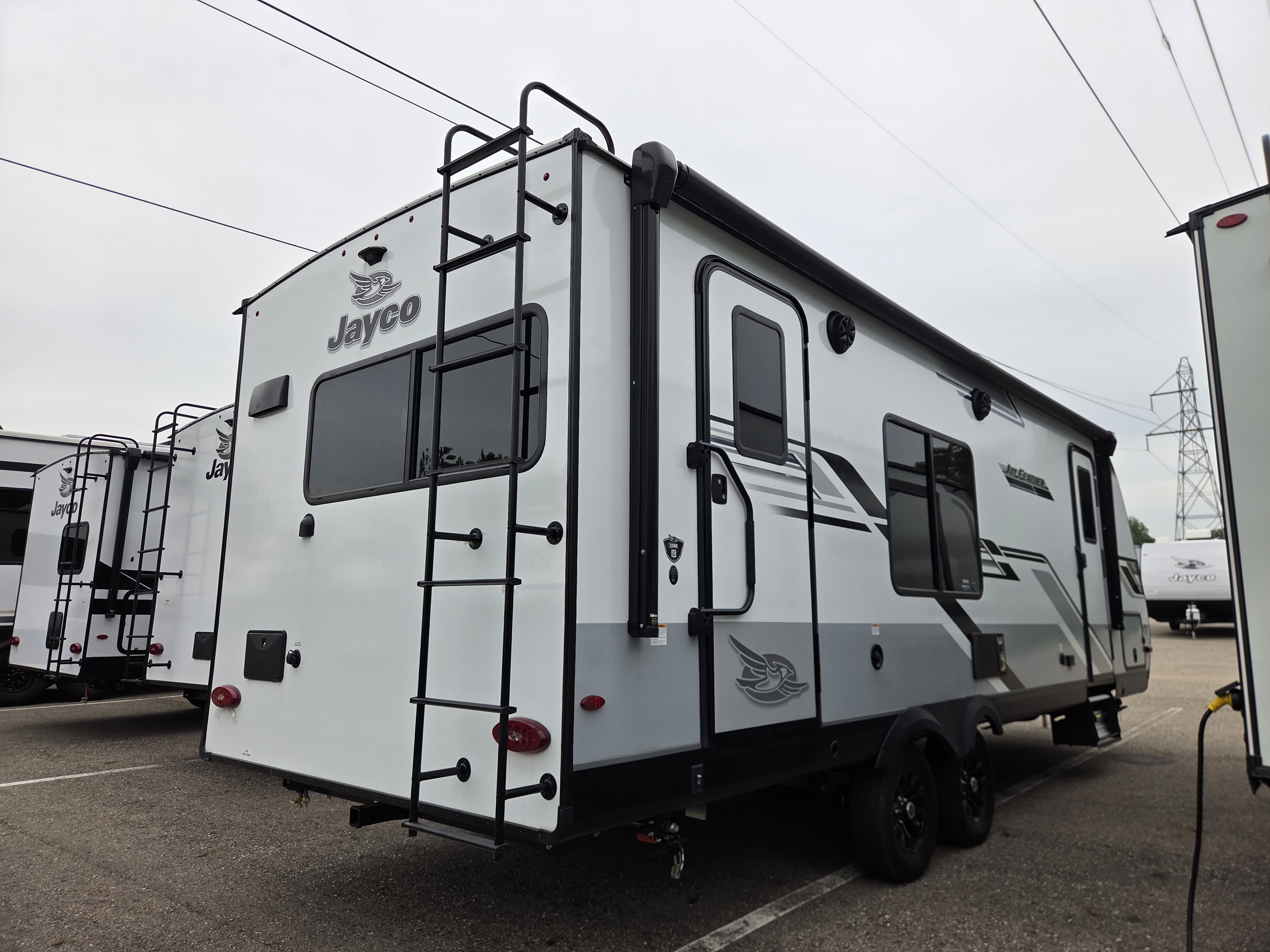 2025 Jayco Jay Feather 23RK - Image 2