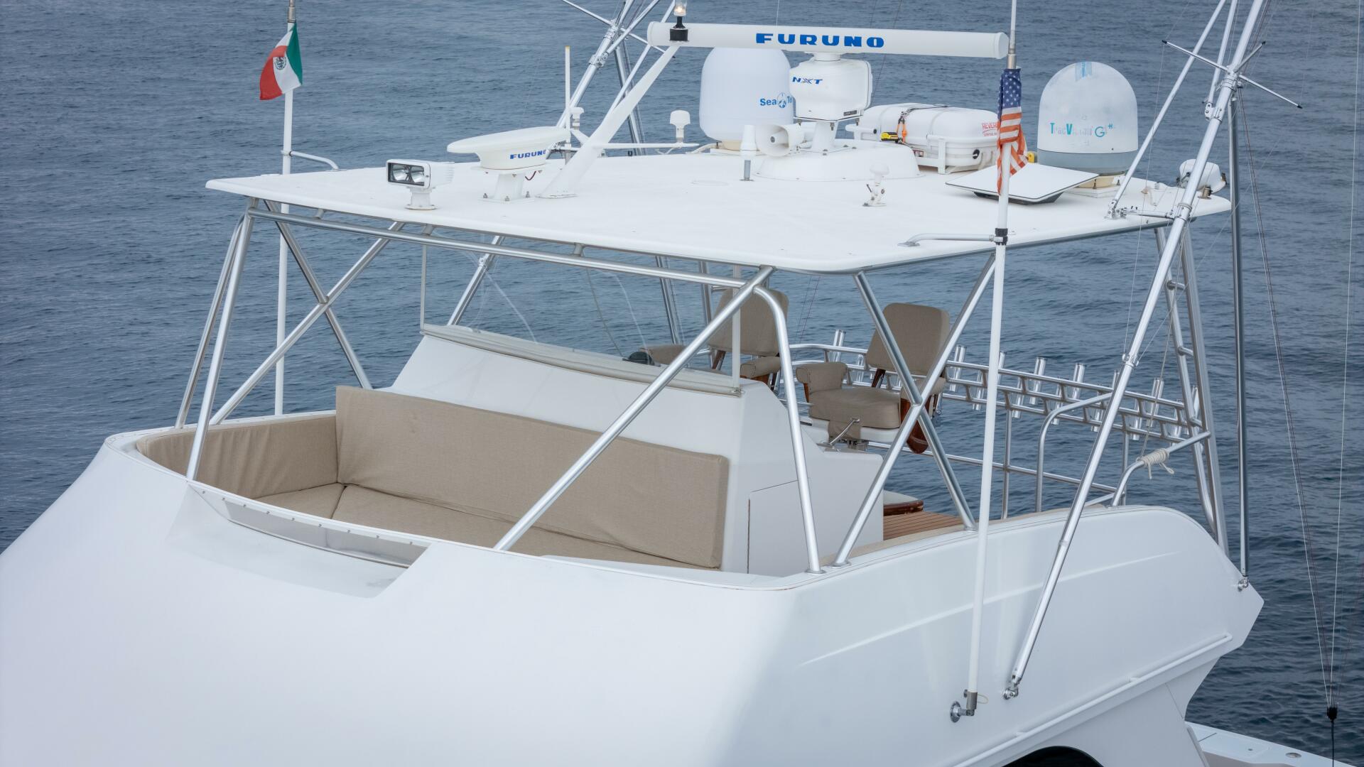 2000 Viking 55 Convertible - Image 28