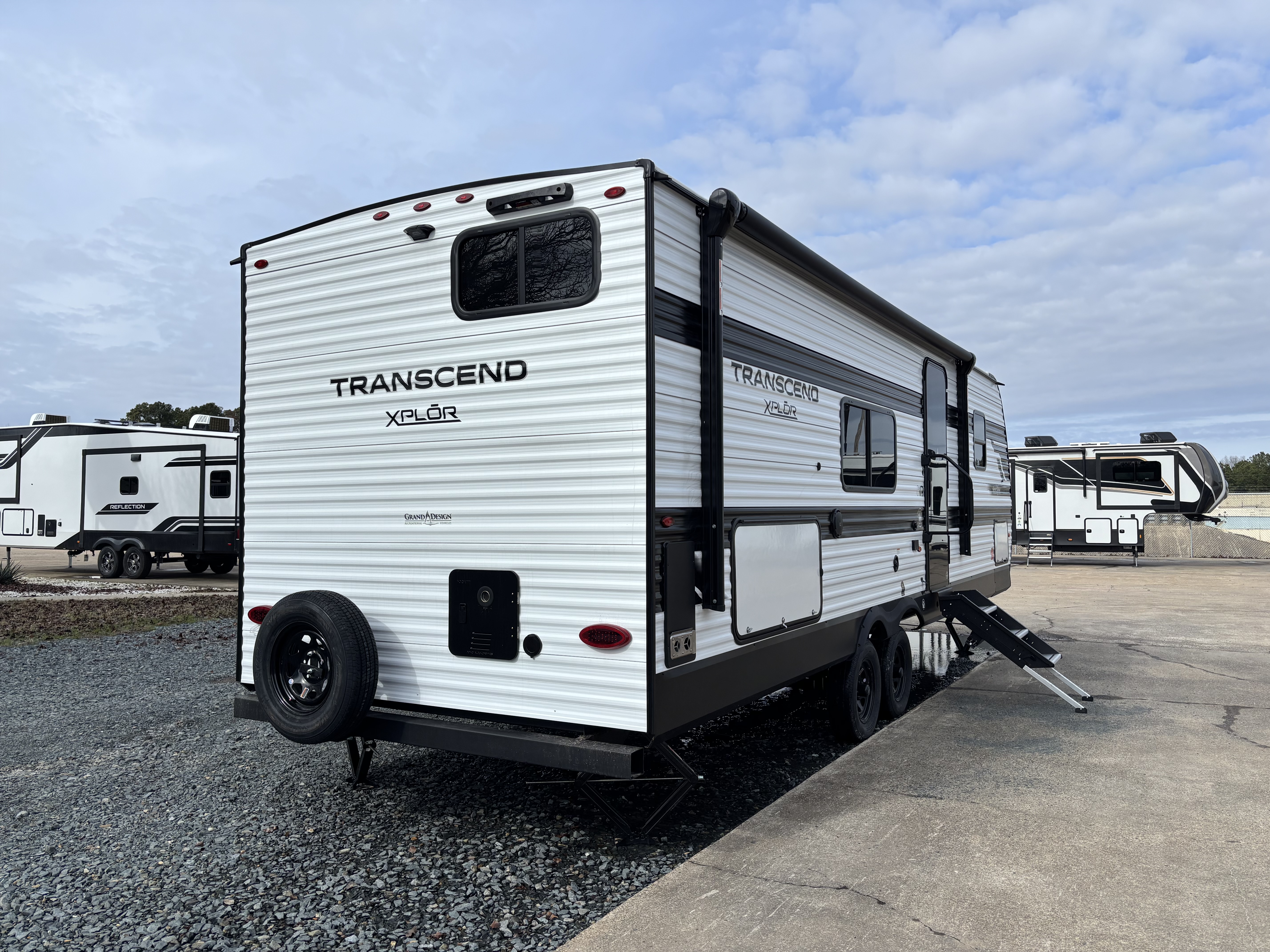 2026 Grand Design Transcend XPLOR 26BHX - Image 8