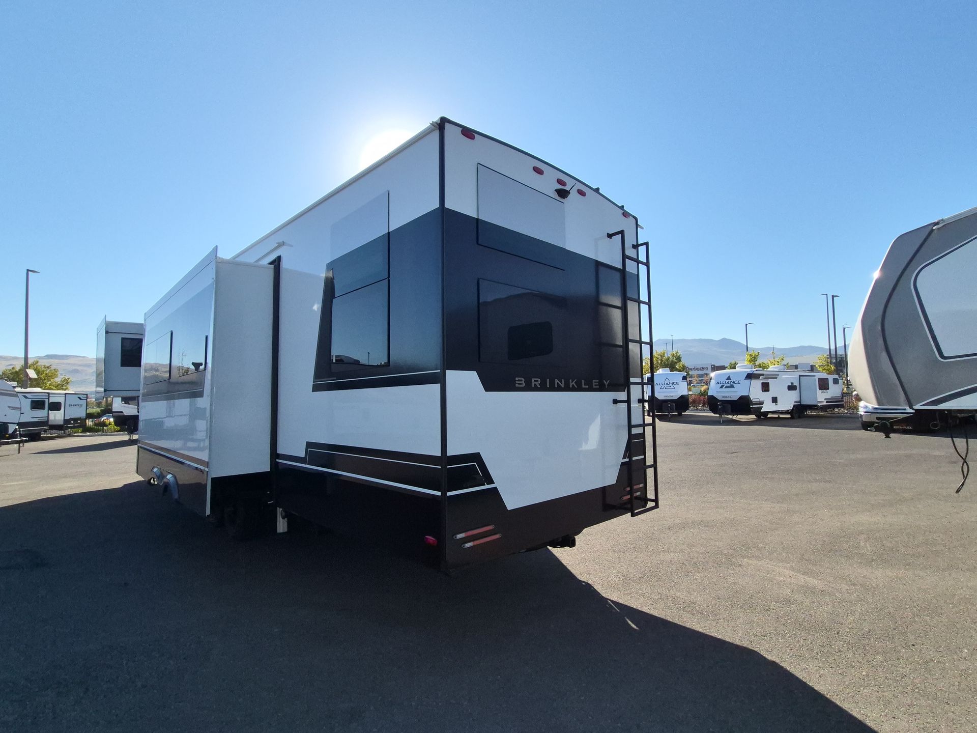 2027 Brinkley RV MODEL Z 3510 - Image 6