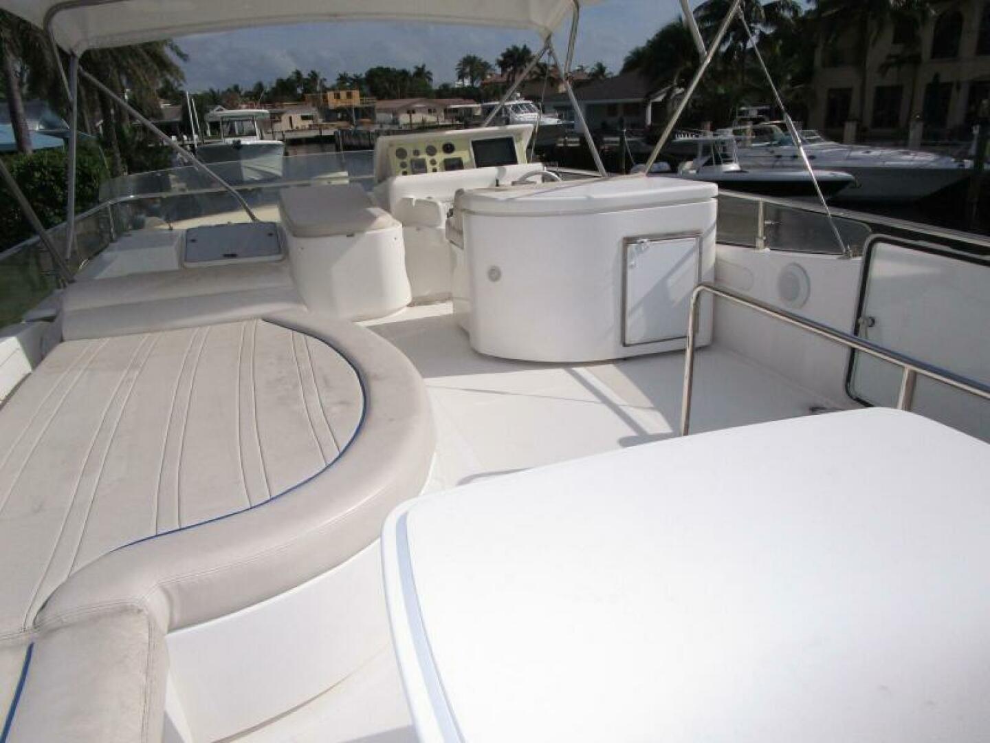 2003 Ferretti Yachts 590 Motor Yacht - Image 41