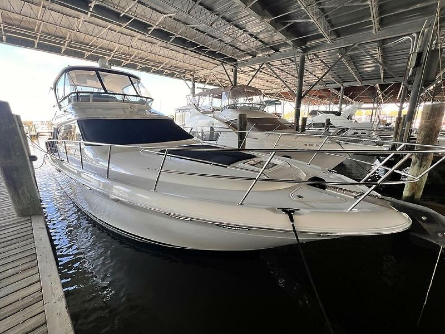 2003 Sea Ray 480 Sedan Bridge - Image 4