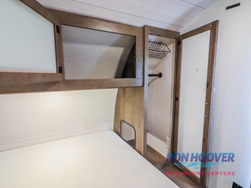 2022 FOREST RIVER 29VBUD - Image 22