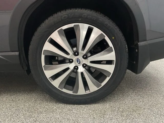 2022 Subaru Ascent Utility 4D Touring AWD - Image 9