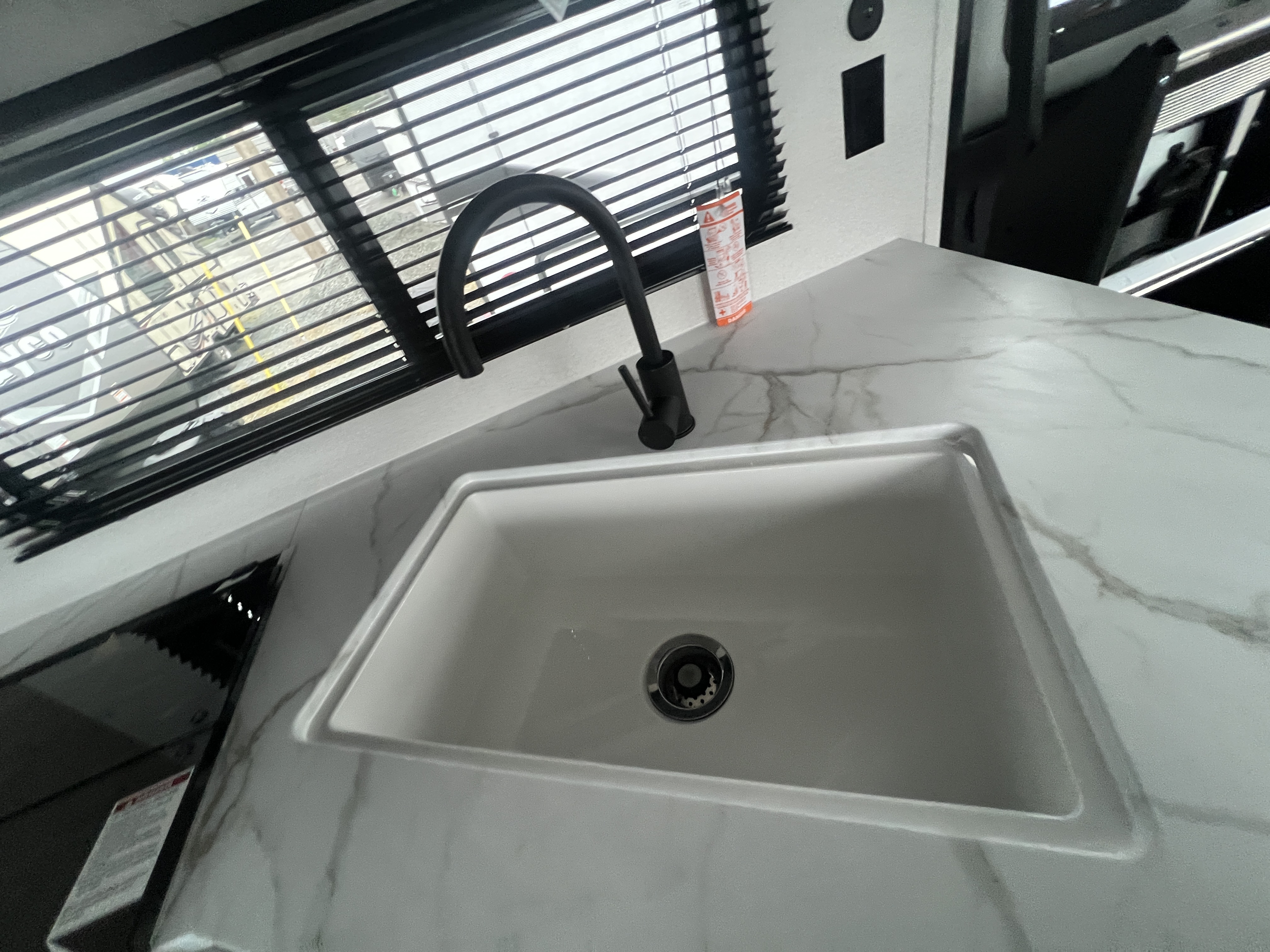 2027 Jayco Jay Flight SLX 262RLSW - Image 18
