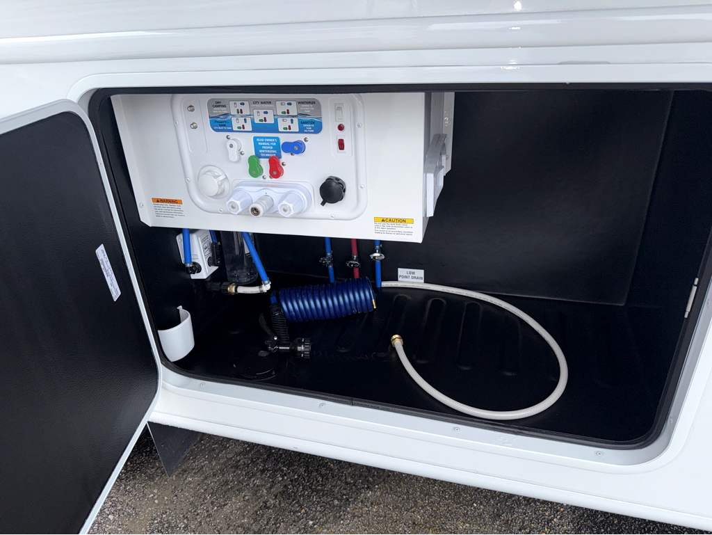 2027 JAYCO PRECEPT 36C - Image 6