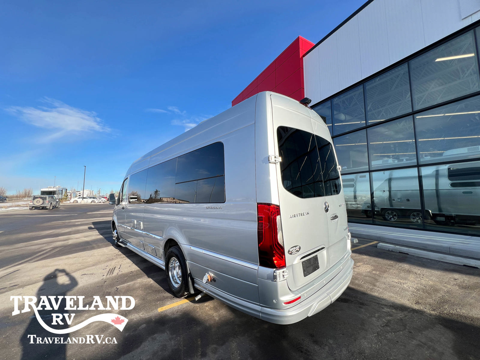 2023 AIRSTREAM INTERSTATE 24GT E-1 PKG - Image 5