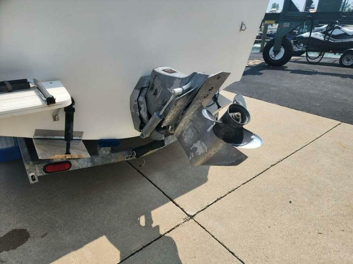 2000 Seaswirl Striper Striper 2600 WA - Image 19