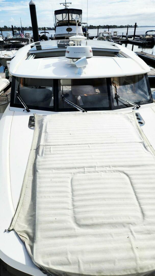2022 Greenline 40 Hybrid - Image 10
