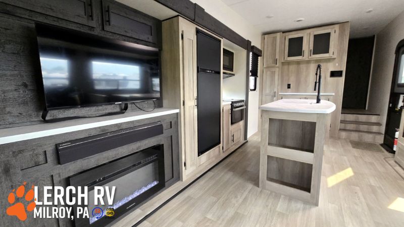 2024 KZ RV Sportsmen 303RL - Image 13
