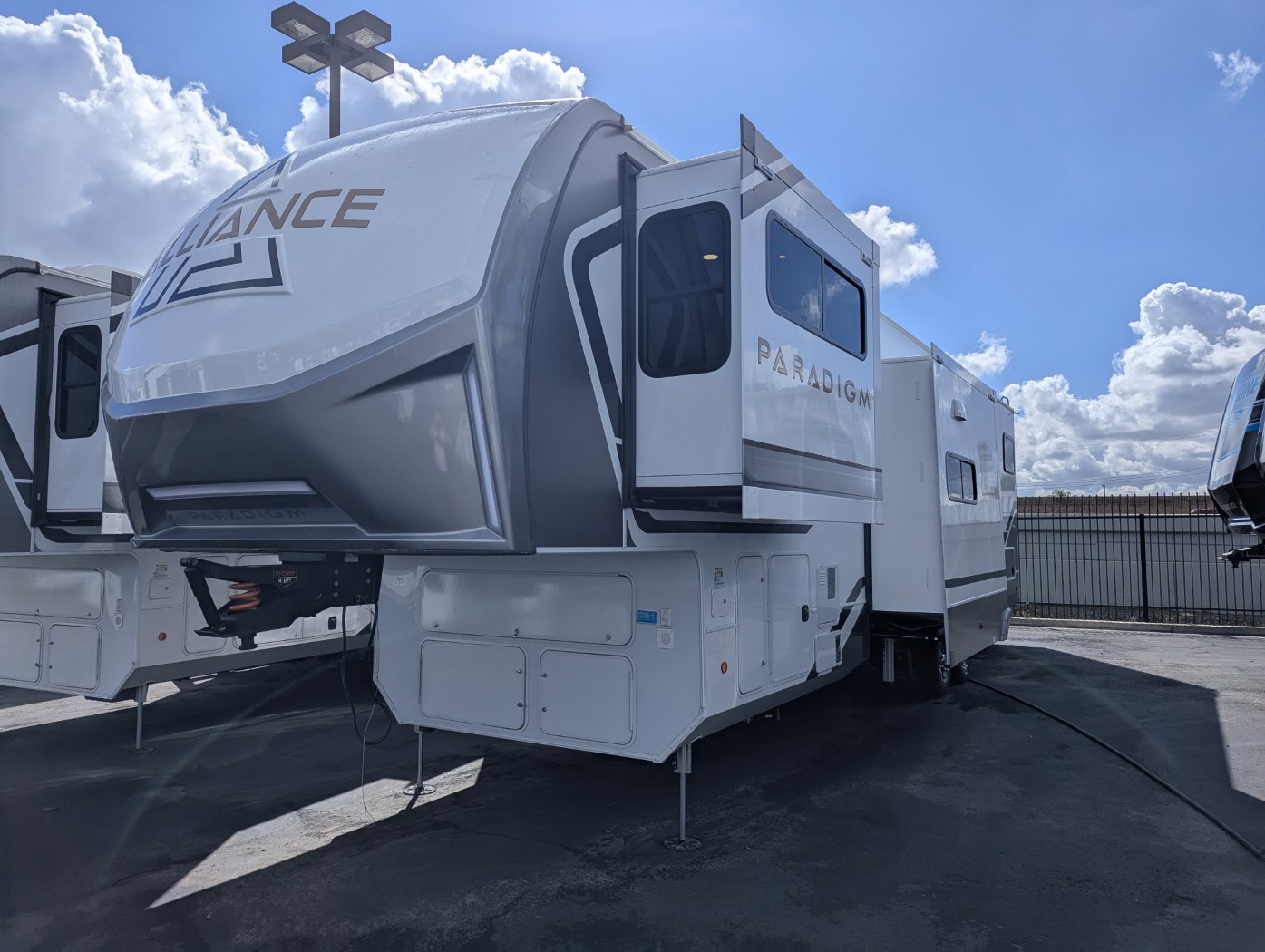 2026 Alliance RV Paradigm 385FL - Image 2