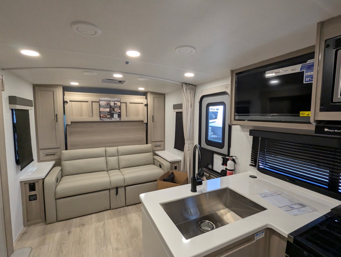 2026 Forest River Rockwood Mini Lite 2214S - Image 17