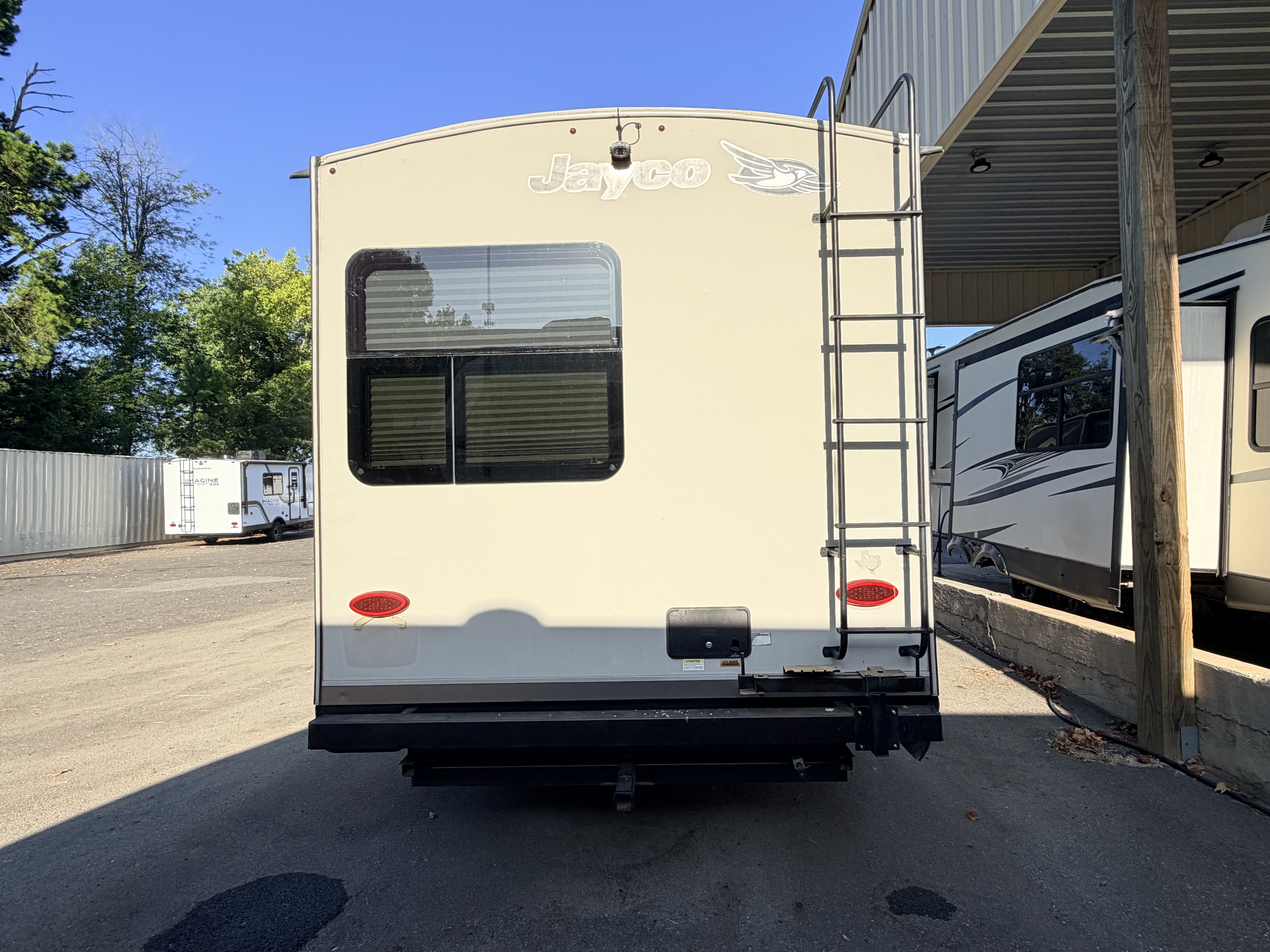 2017 Jayco Eagle HT 324BHTS - Image 6