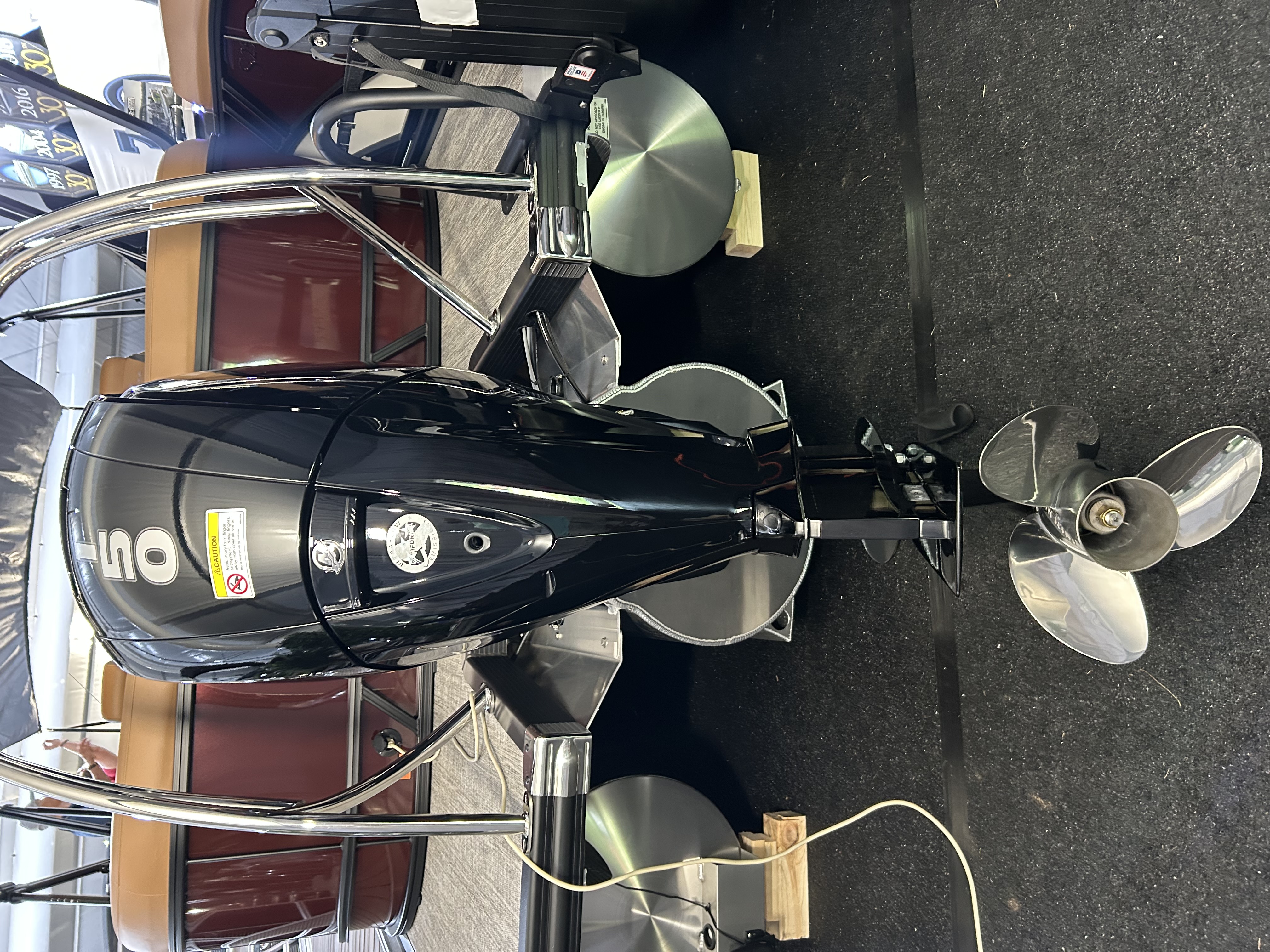 2027 Bennington 22 S Stern Radius - Quad Bench Luxe - Image 7