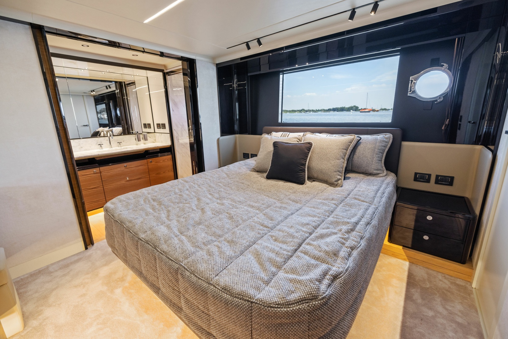 2024 Absolute Navetta 64 - Image 72