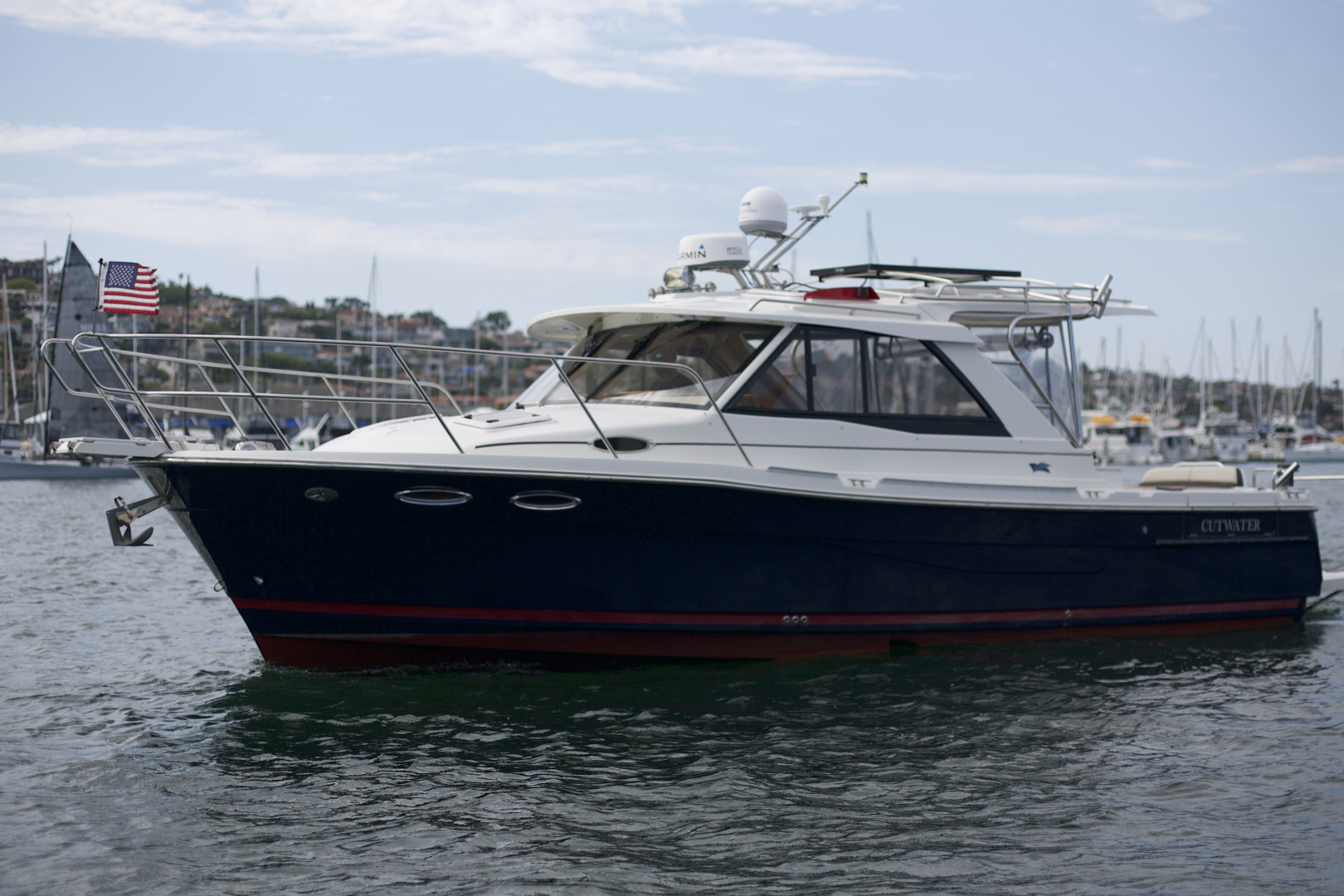 2015 Cutwater 30 Sedan - Image 31