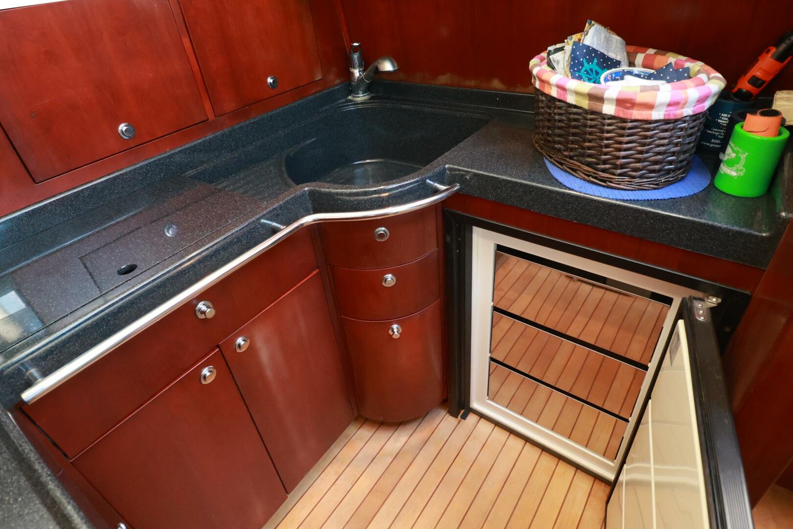 2005 Chris-Craft - Image 36