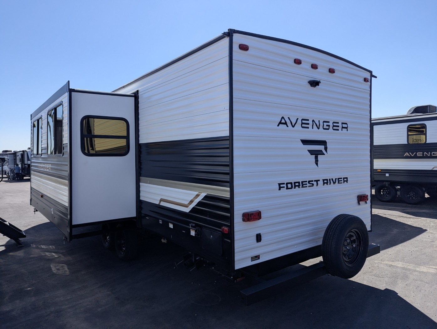 2027 Forest River Avenger 26DBS - Image 4