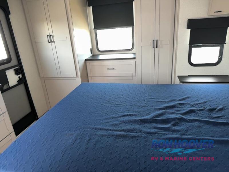 2025 JAYCO 26FK - Image 23