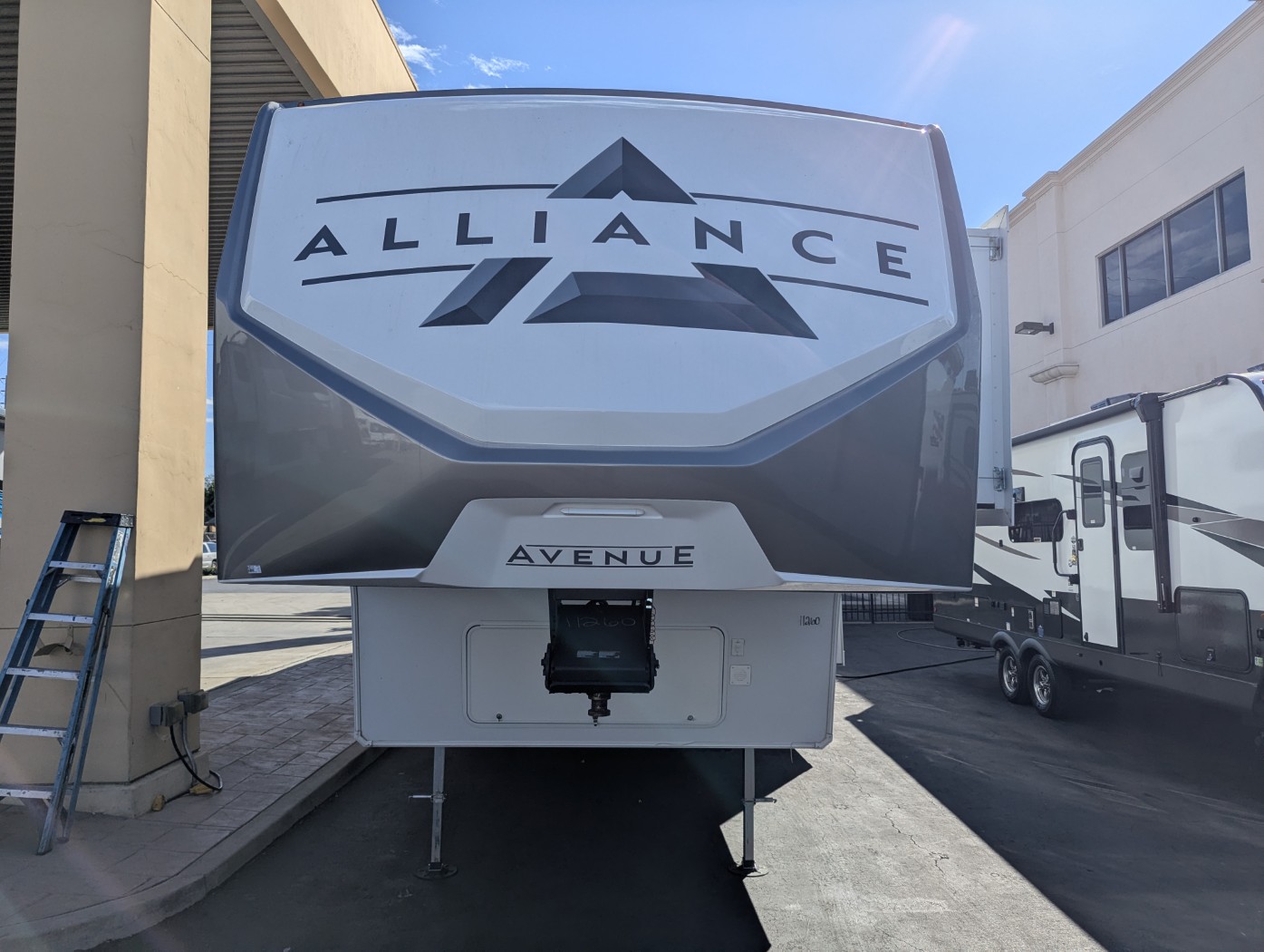 2026 Alliance RV Avenue 39MBR - Image 2
