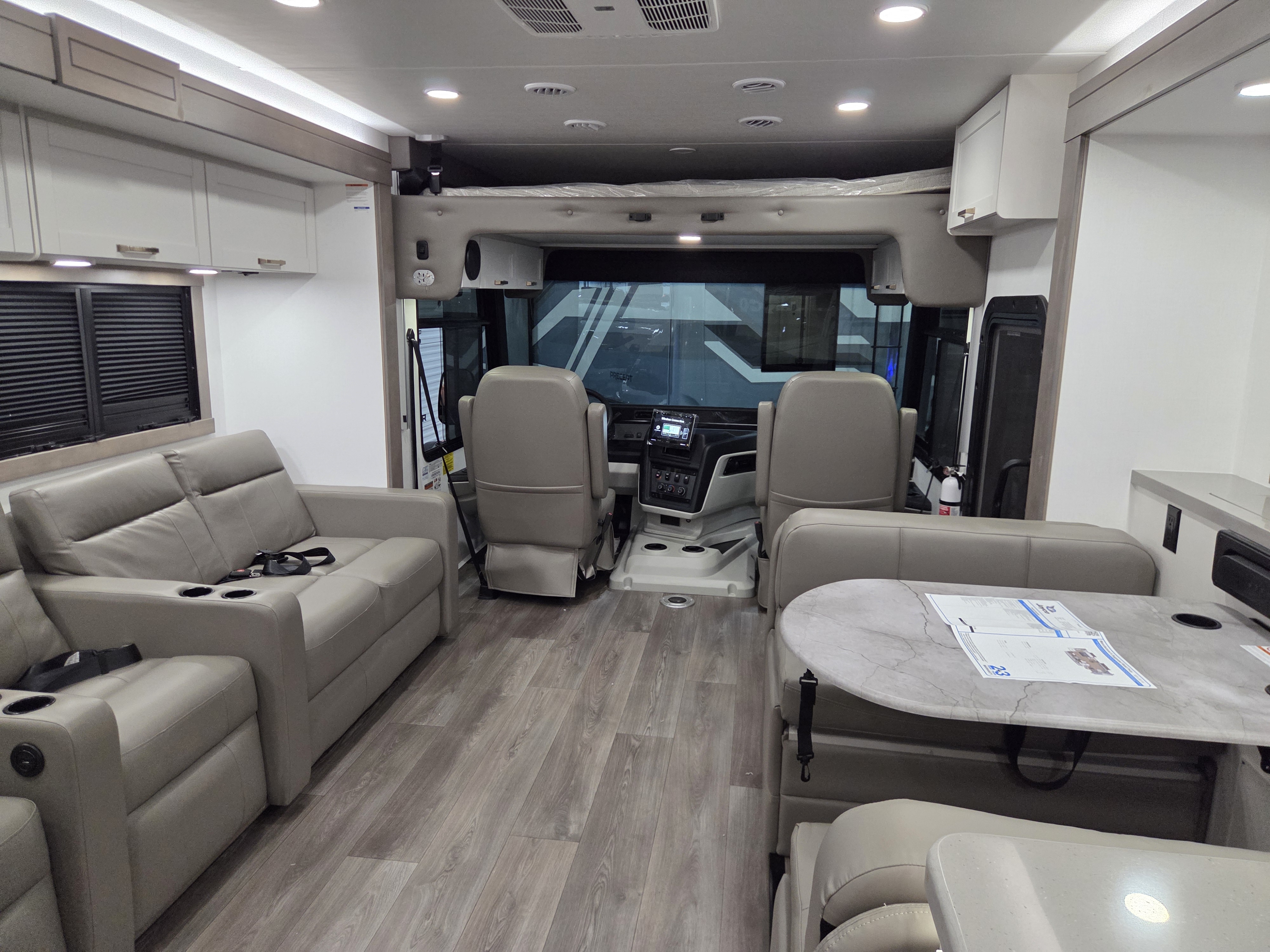 2027 Jayco Precept 36C - Image 25