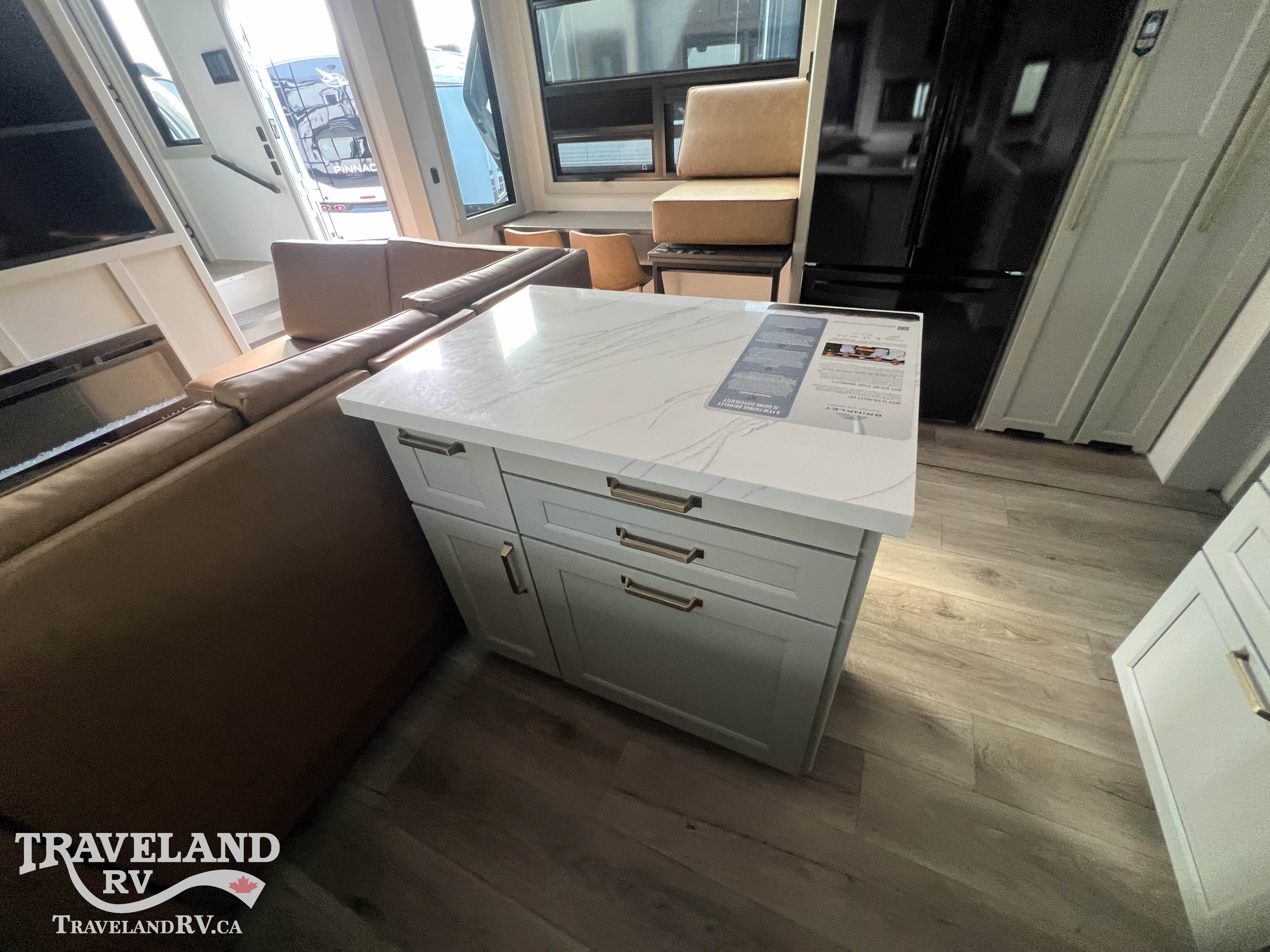 2025 Brinkley RV Model G 3950 - Image 12