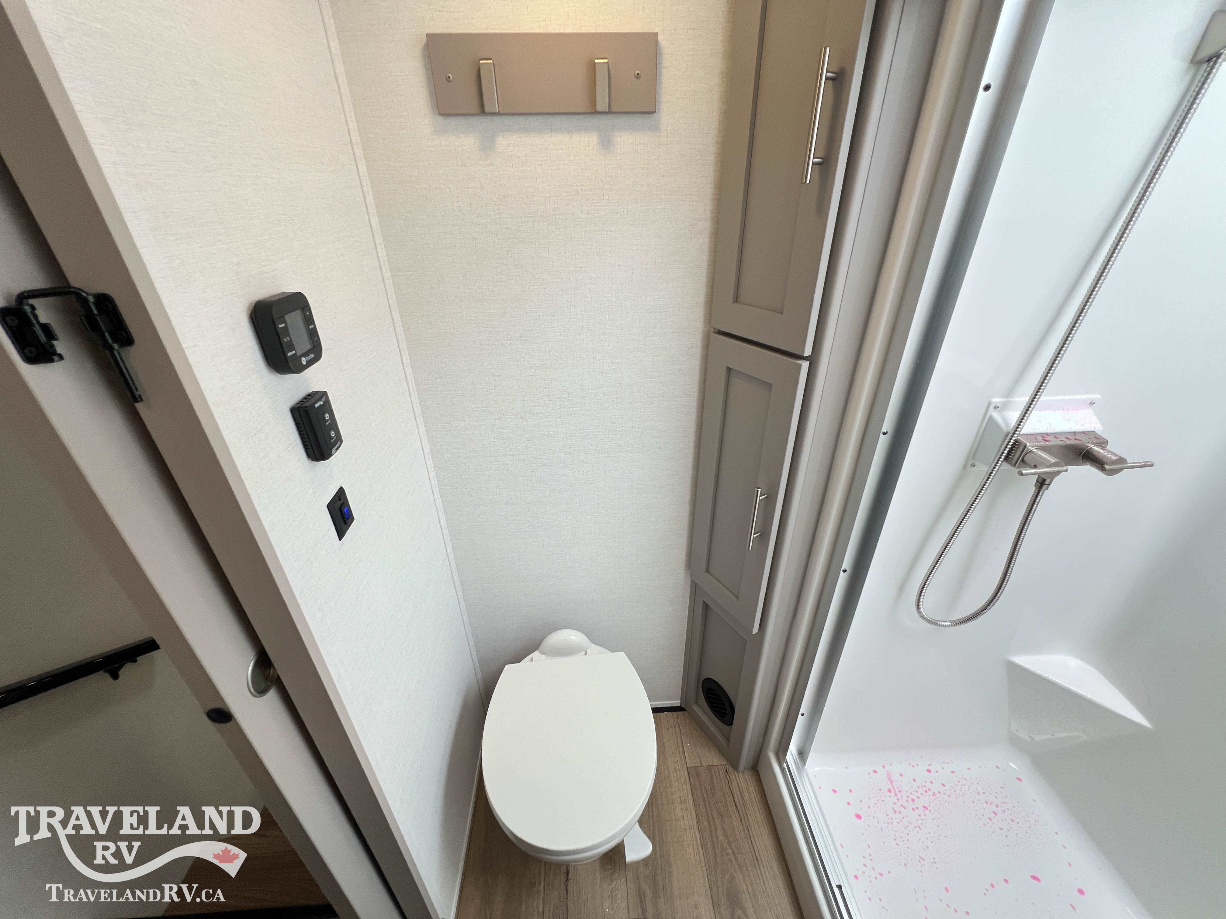 2026 Alliance RV Avenue 32RLS - Image 37