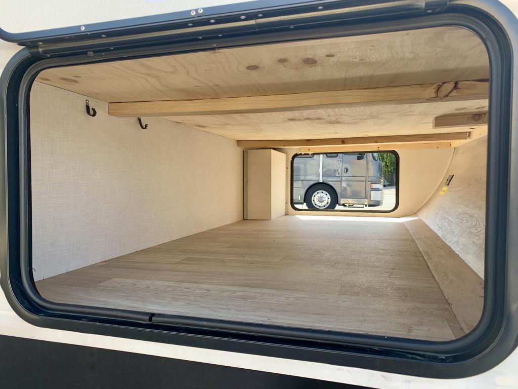 2024 KZ RV Sportsmen SE 261BHKSE - Image 49