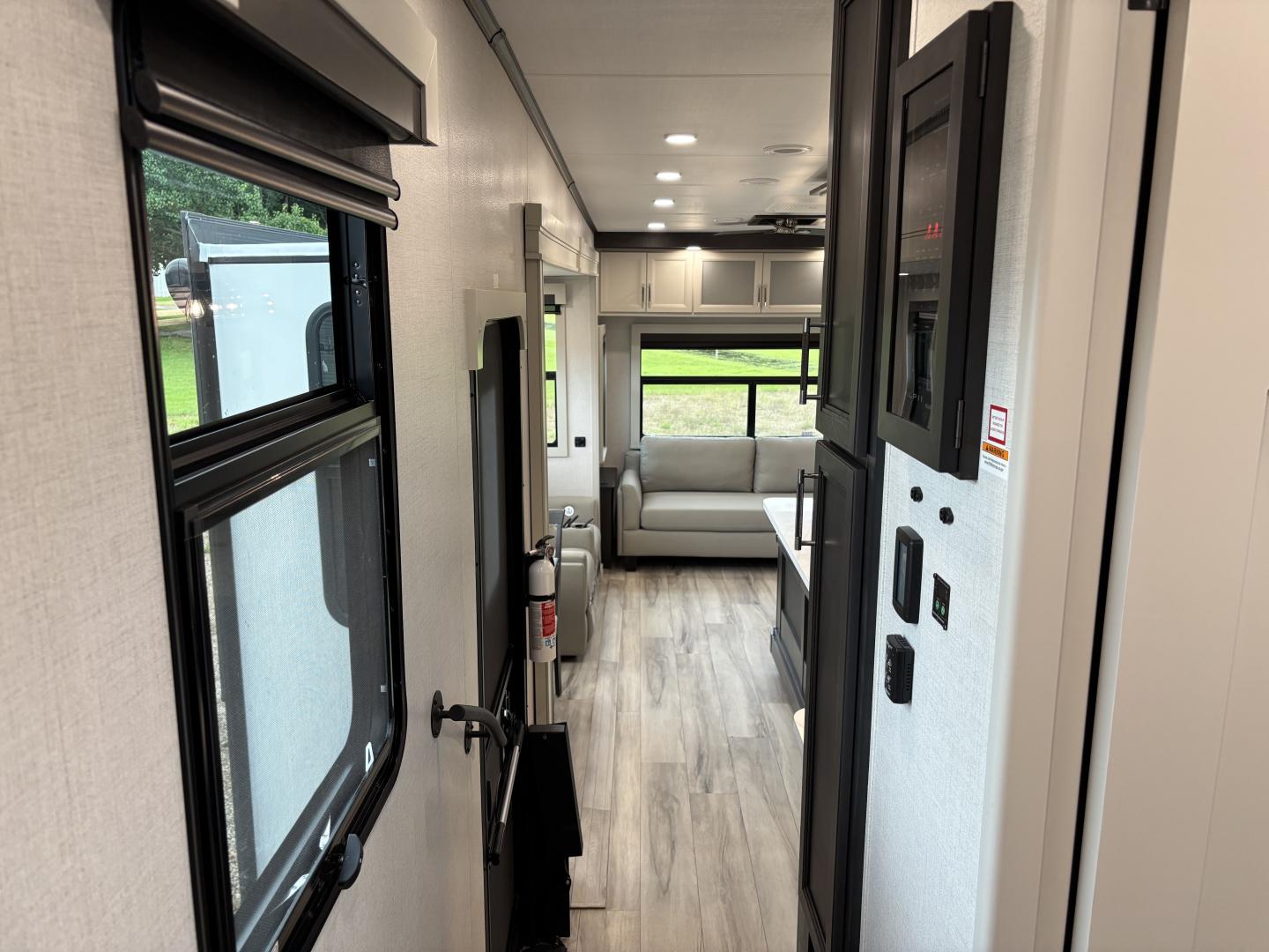 2026 Keystone Alpine 3303CK - Image 27