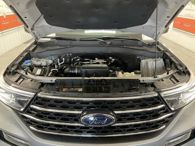 2021 Ford Explorer Utility 4D XLT 4WD - Image 10