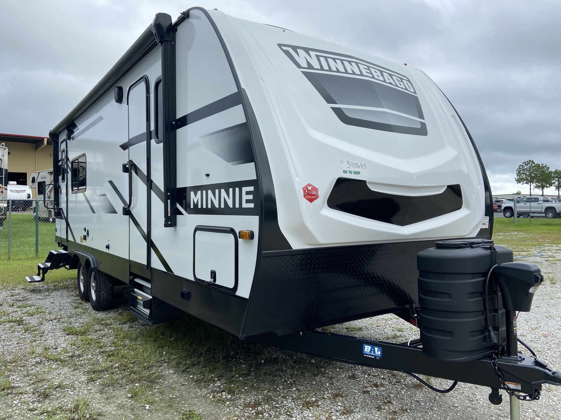 2025 Winnebago Minnie