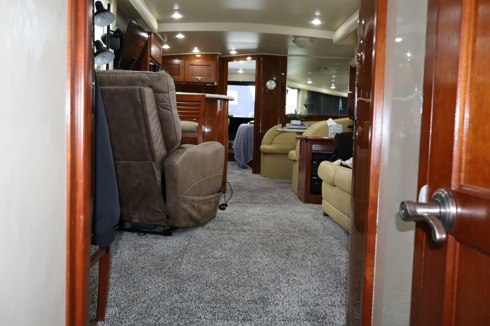 2006 Bluewater Yachts 5200 - Image 43