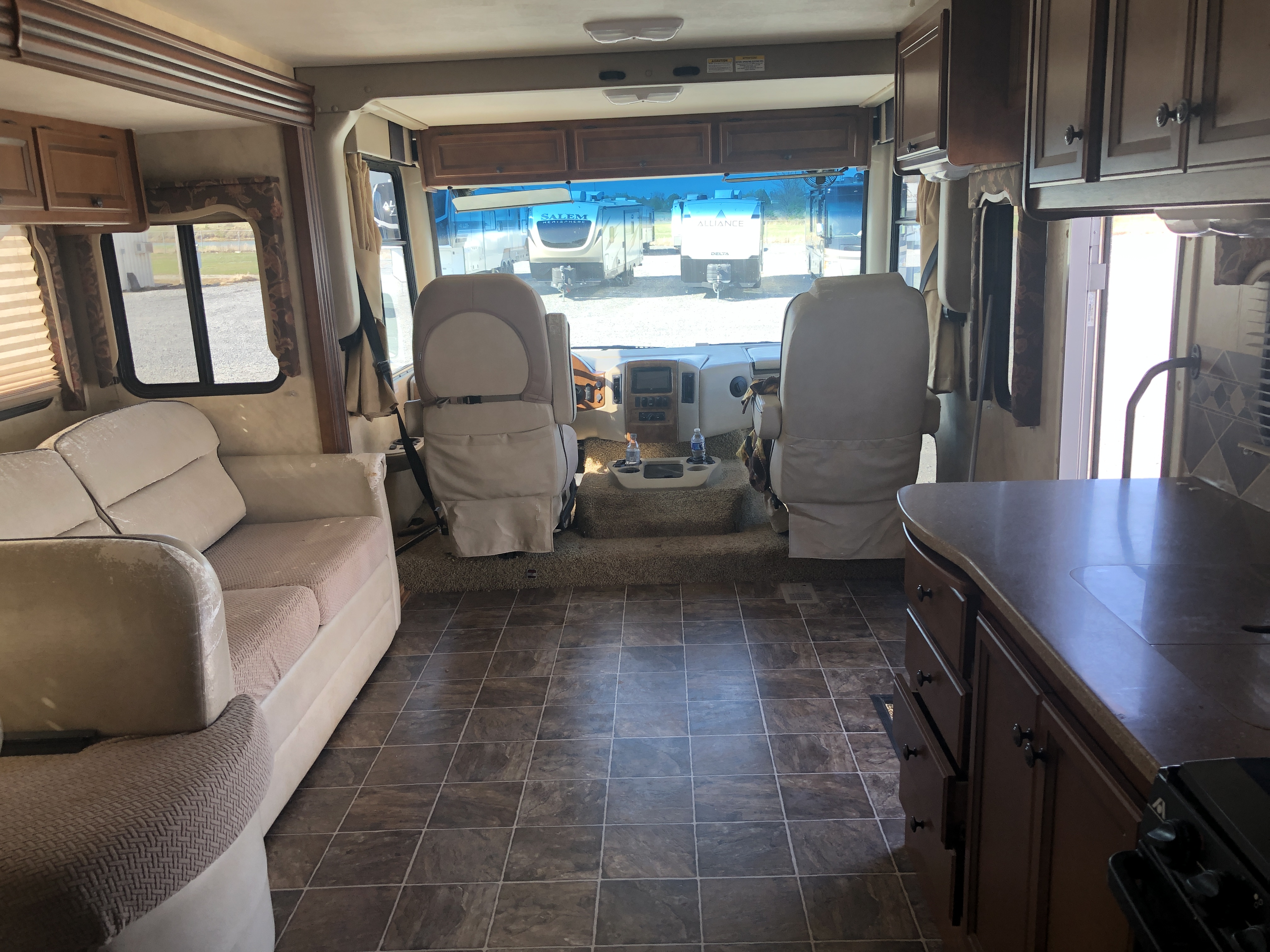 2013 Thor Motor Coach Windsport 32A - Image 5