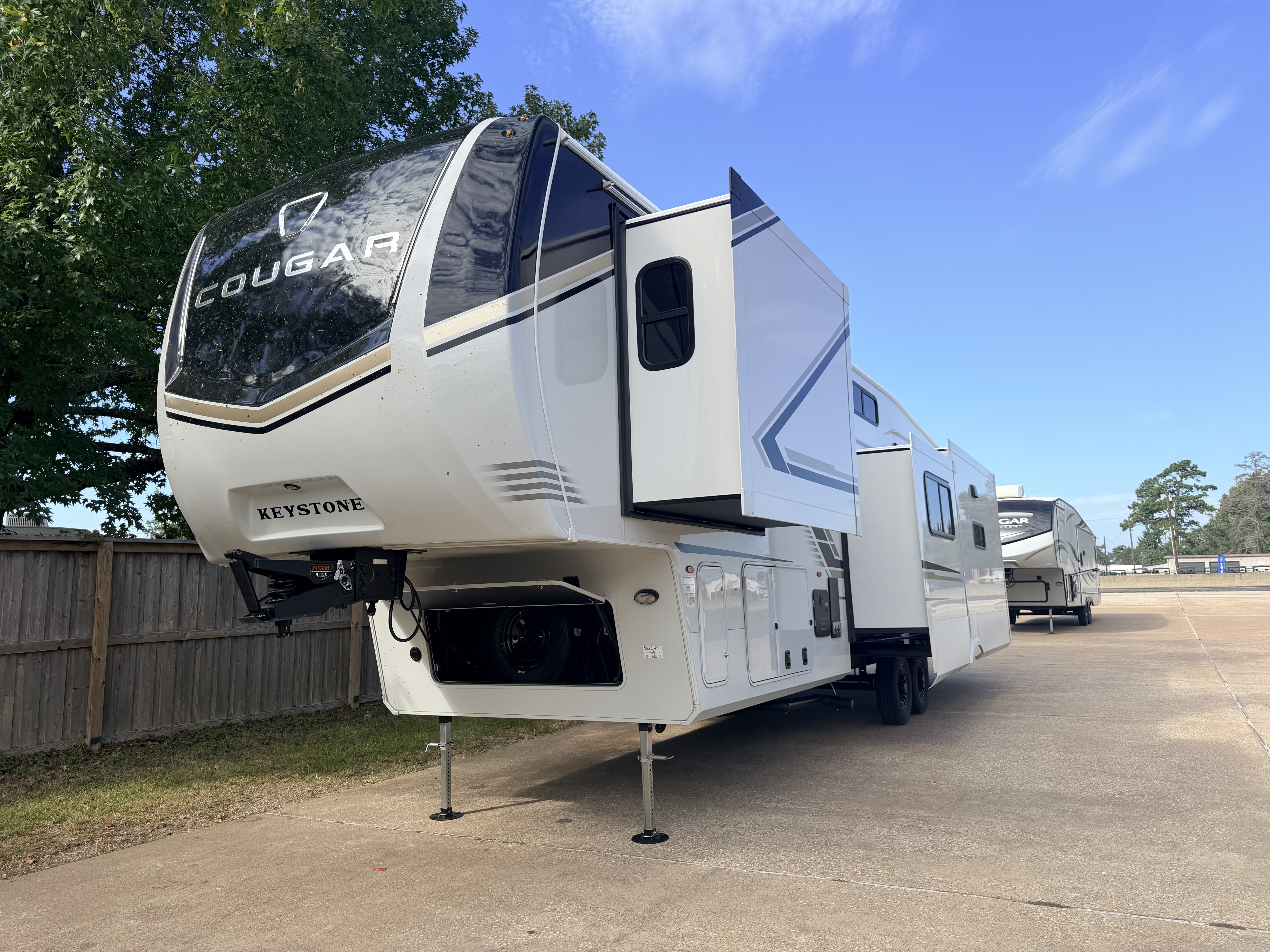 2027 Keystone Cougar 360MBI - Image 3