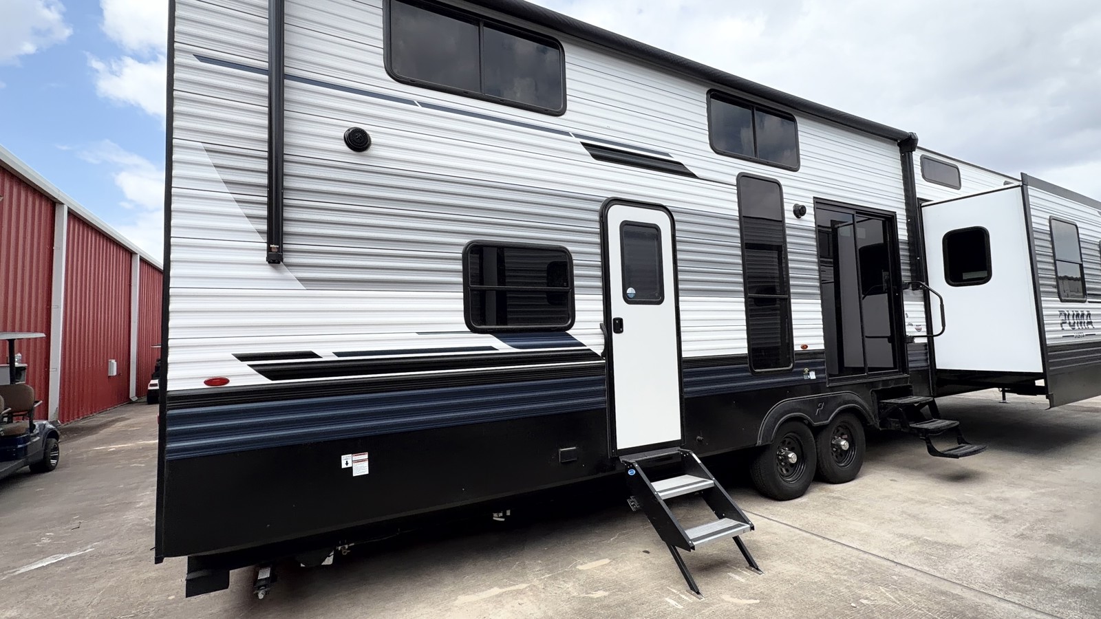 2026 PALOMINO 402LFT - Image 33