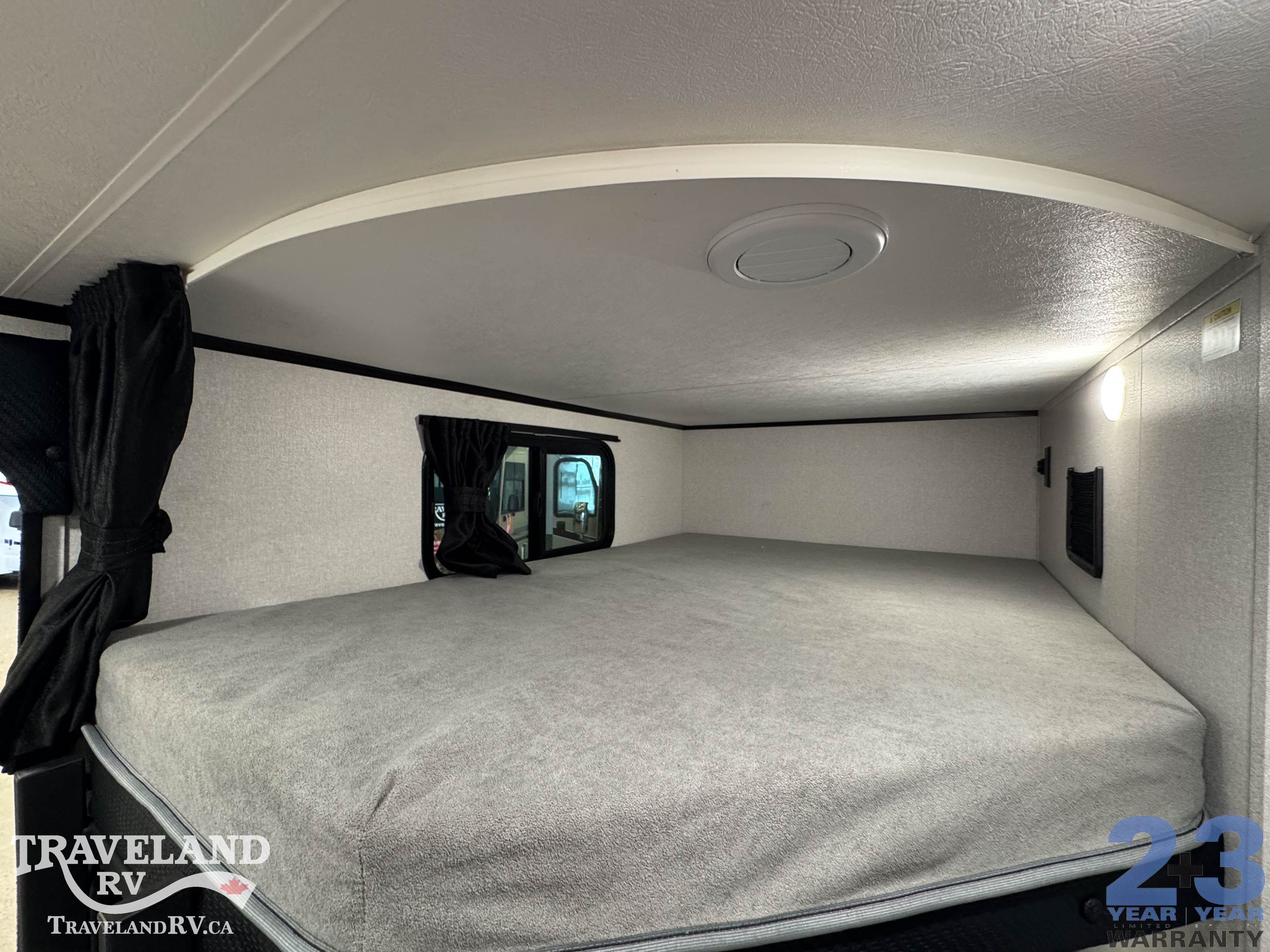 2026 Jayco Jay Feather 25BH - Image 18