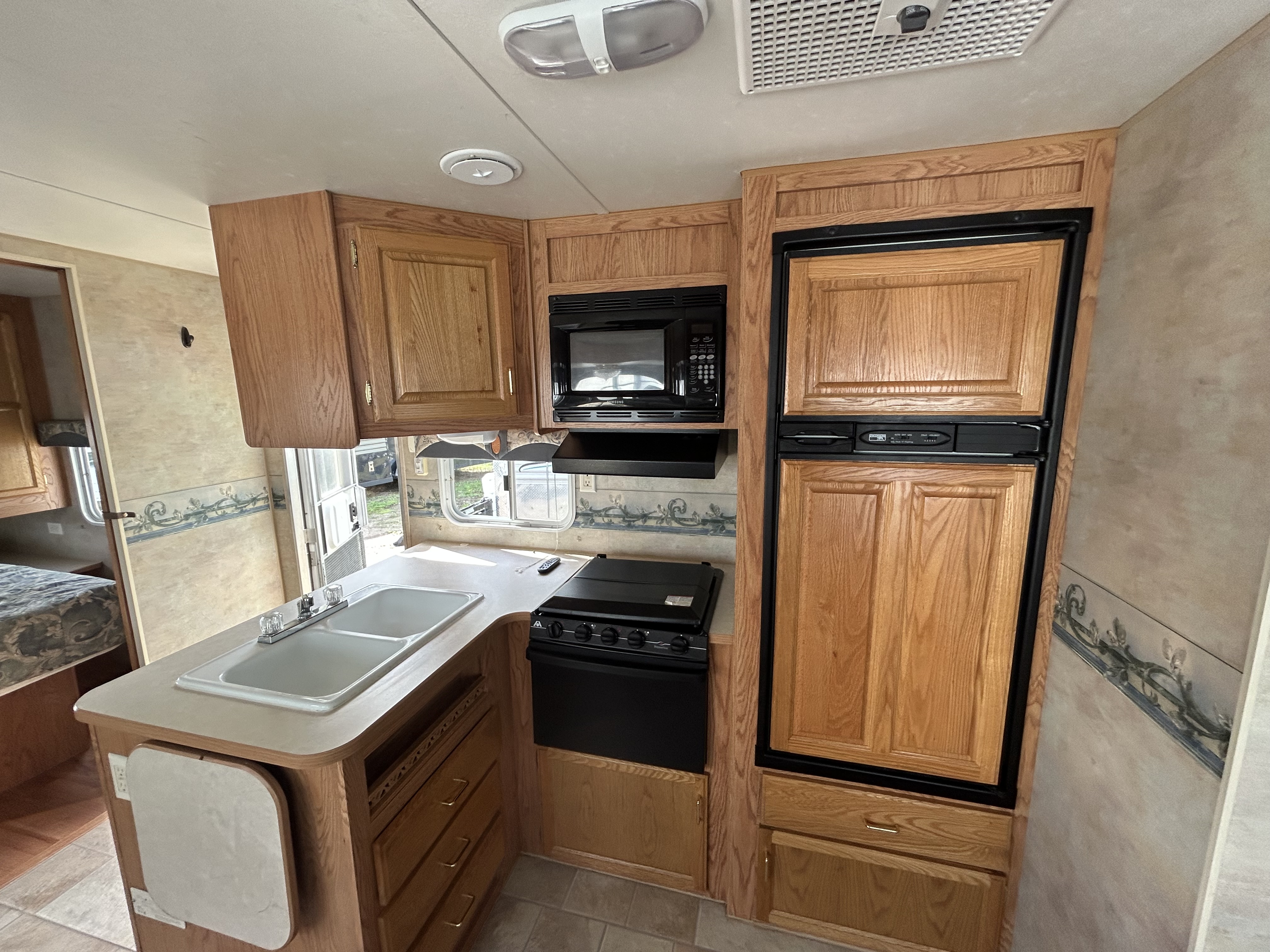 2004 JAYCO JAYFLIGHT 31BHS - Image 15