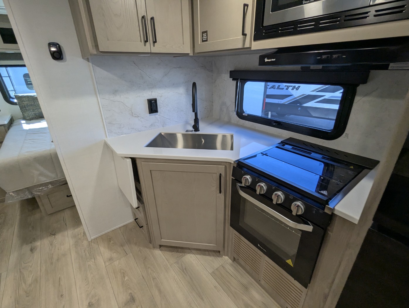 2026 Forest River Rockwood Ultra Lite 2606WS - Image 13