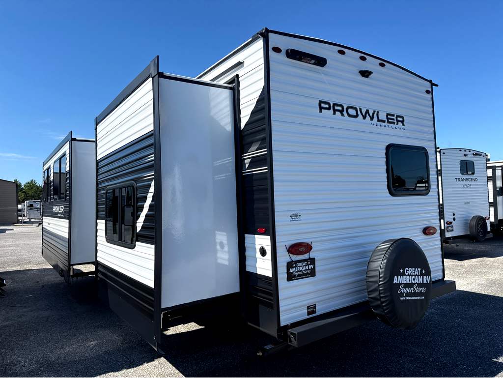 2027 HEARTLAND PROWLER 3202DSB - Image 3
