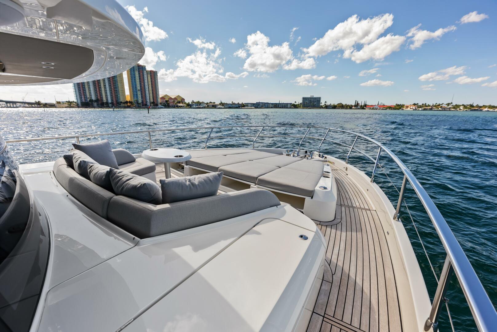 2025 Absolute 75 Navetta - Image 55