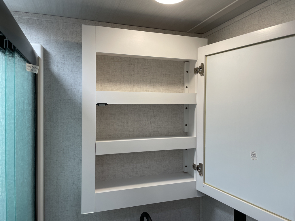 2022 Keystone Raptor 351 - Image 22