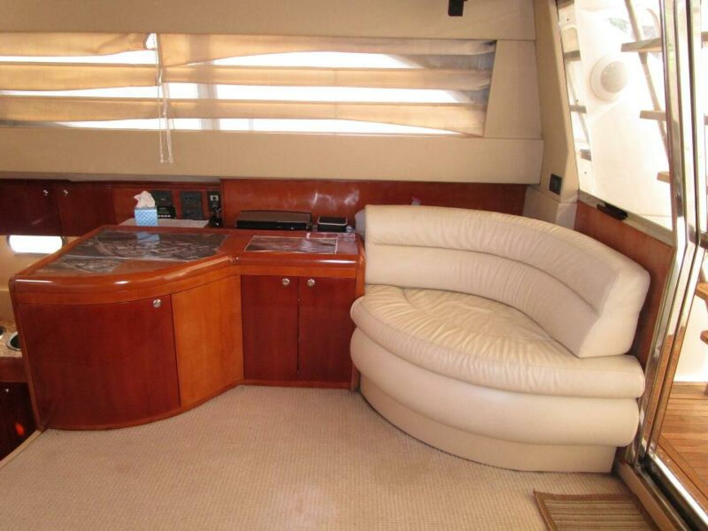 2003 Ferretti Yachts 590 Motor Yacht - Image 4