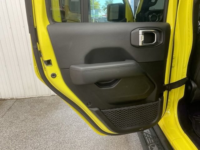 2022 Jeep Wrangler Unlimited Sahara Altitude - Image 24