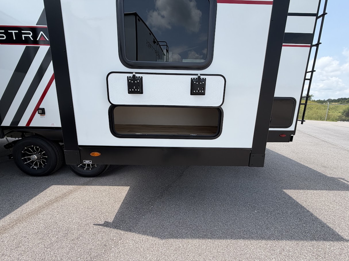 2027 VENTURE RV STRATUS 262VFK - Image 3