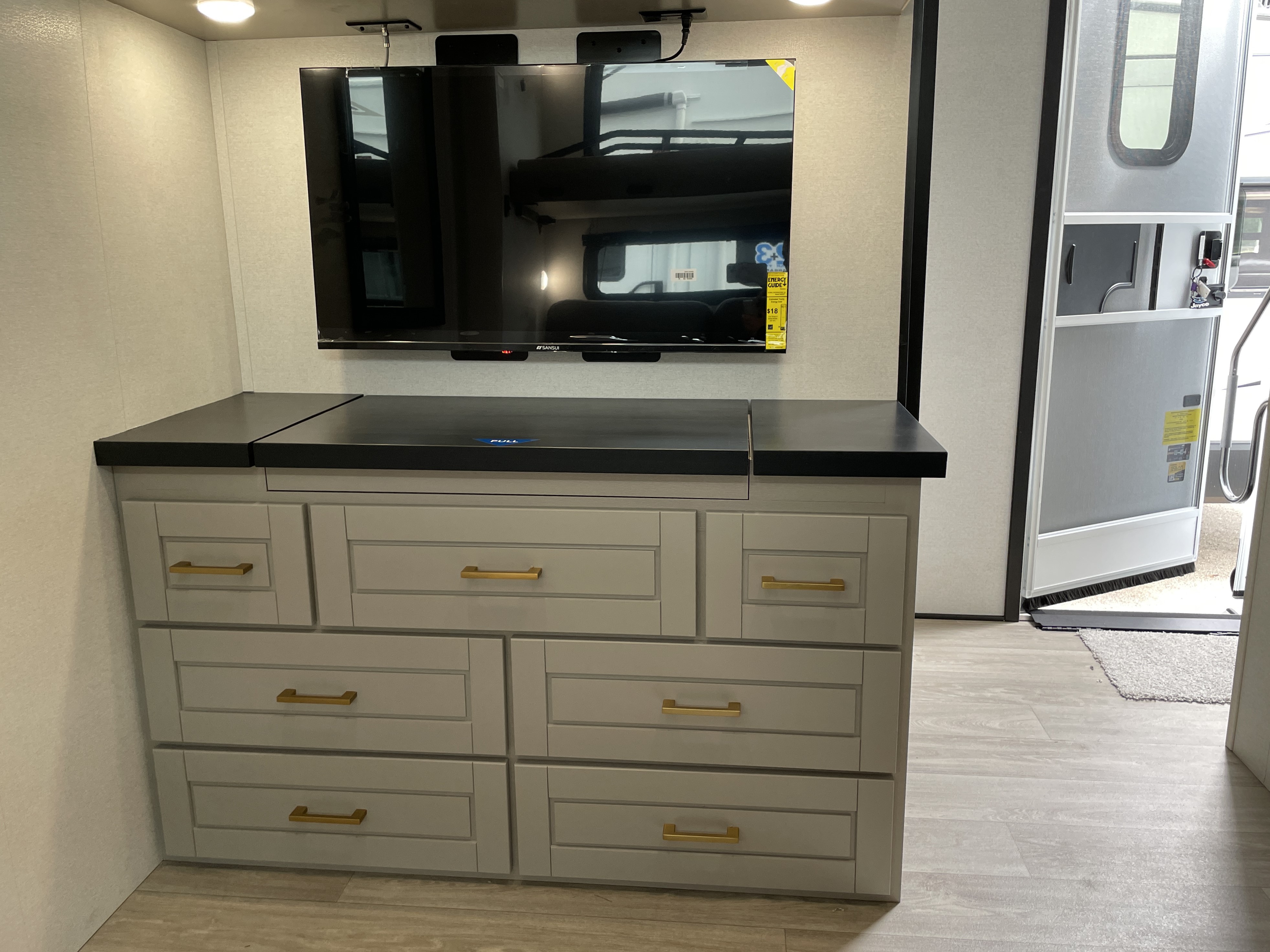 2027 Jayco North Point 361RLBH - Image 18