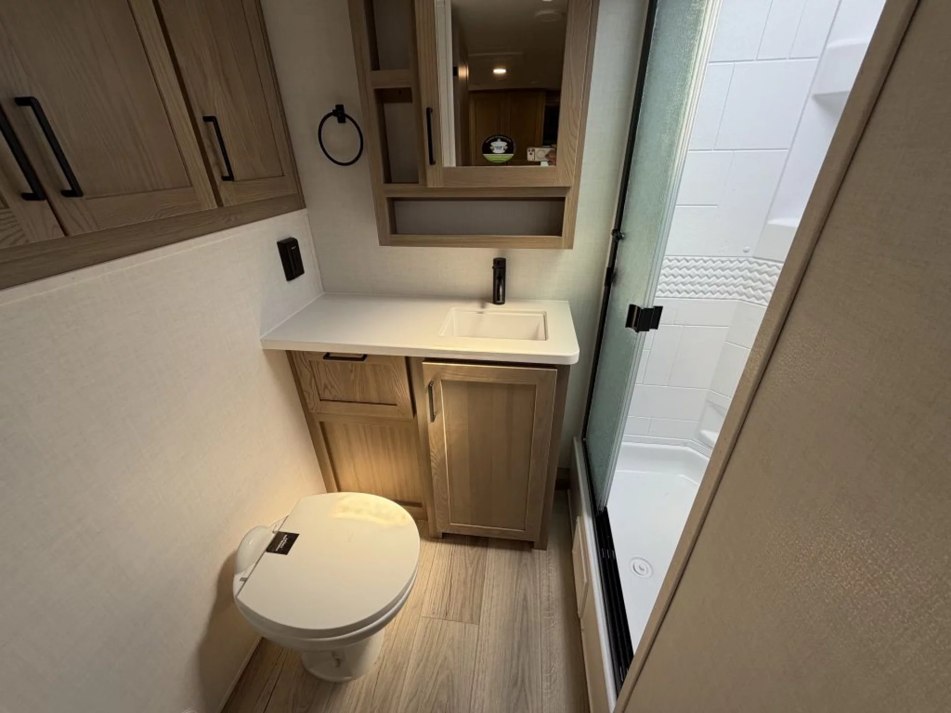 2027 FOREST RIVER ROCKWOOD MINI LITE 2513S - Image 39