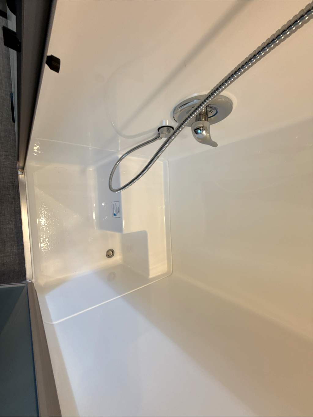 2026 AIRSTREAM FLYING CLOUD 25FBQ - Image 30